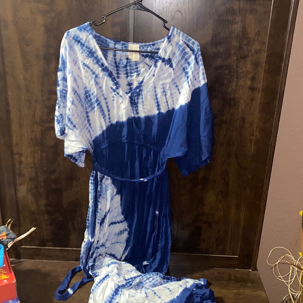 Women’s dress
